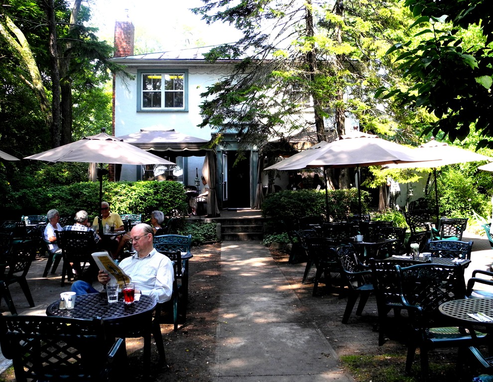 Rectory Café, Toronto, Canada Untuk Tempat Makan Dan Minum Terbaik